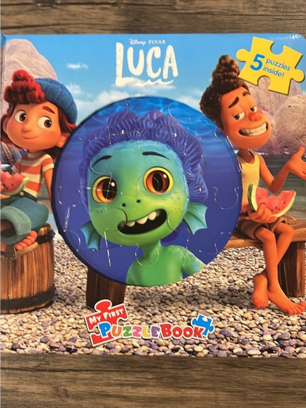Disney Luca Puzzle Book - Blue & Green Characters